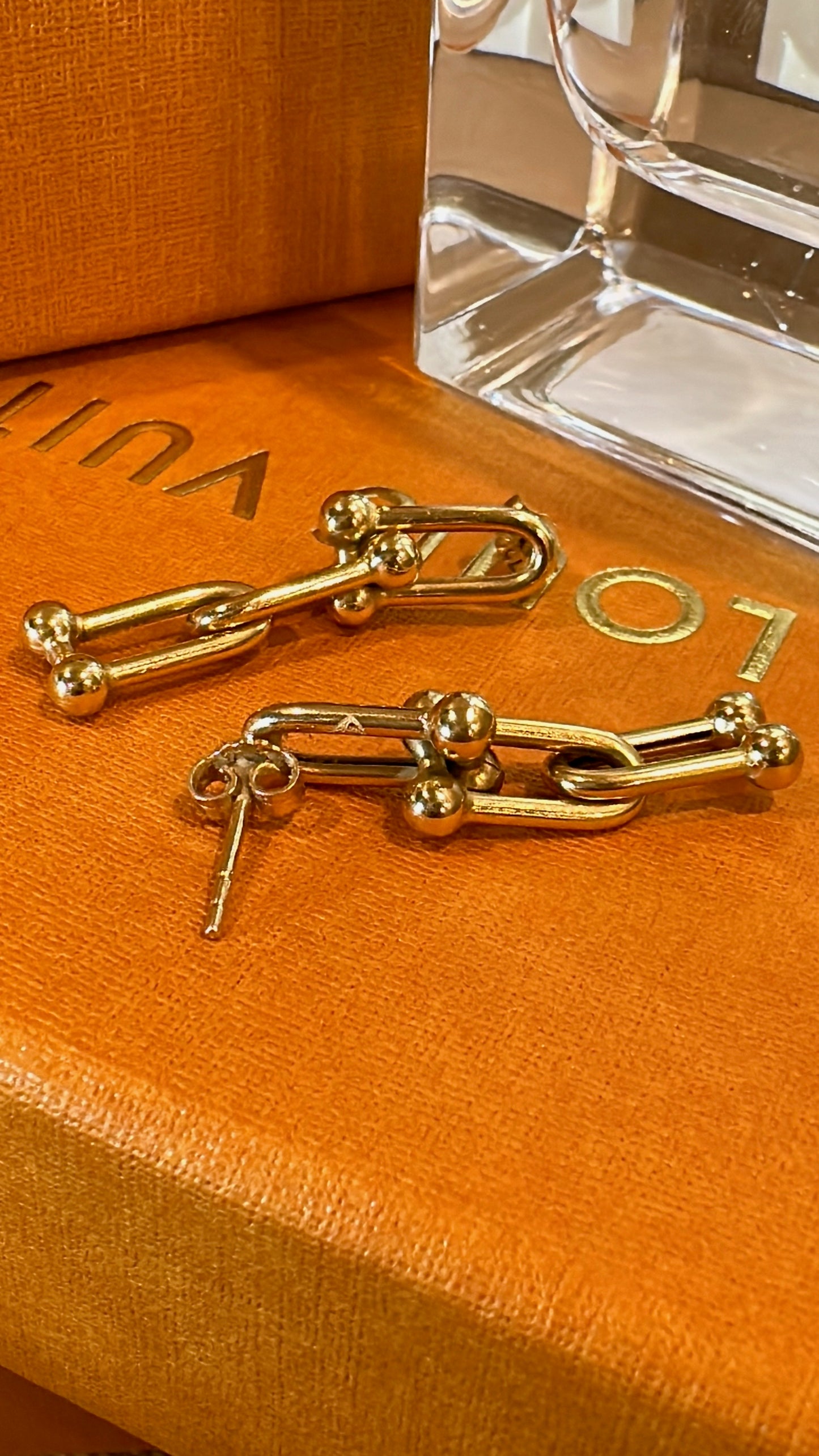 18k Italy Gold Paperclip Dangling Earrings