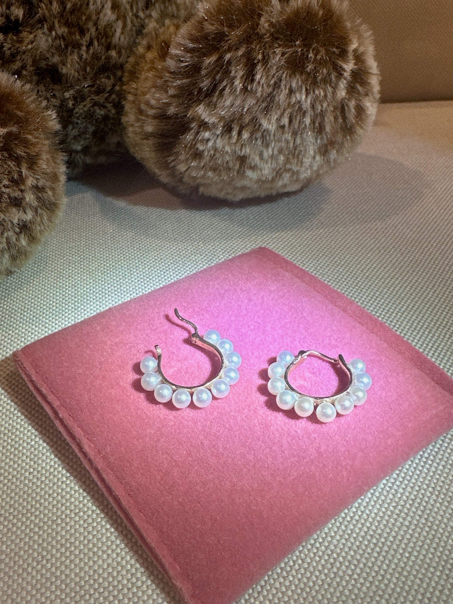 14k Italian Gold White South Sea Pearl Hoop Earrings